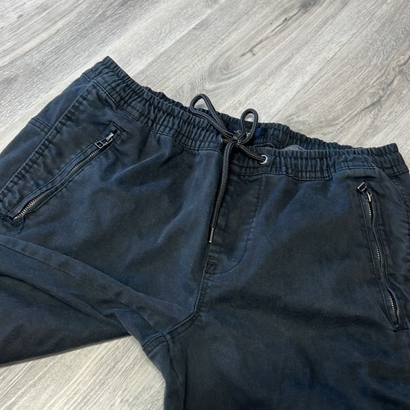 Joes jeans black distressed  jogger style pants size XL - Picture 7 of 11